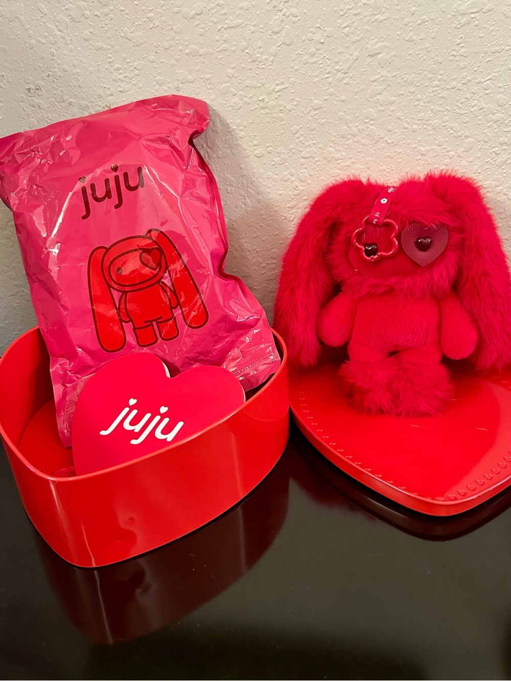 Juju - Punch - Picture 3 of 8